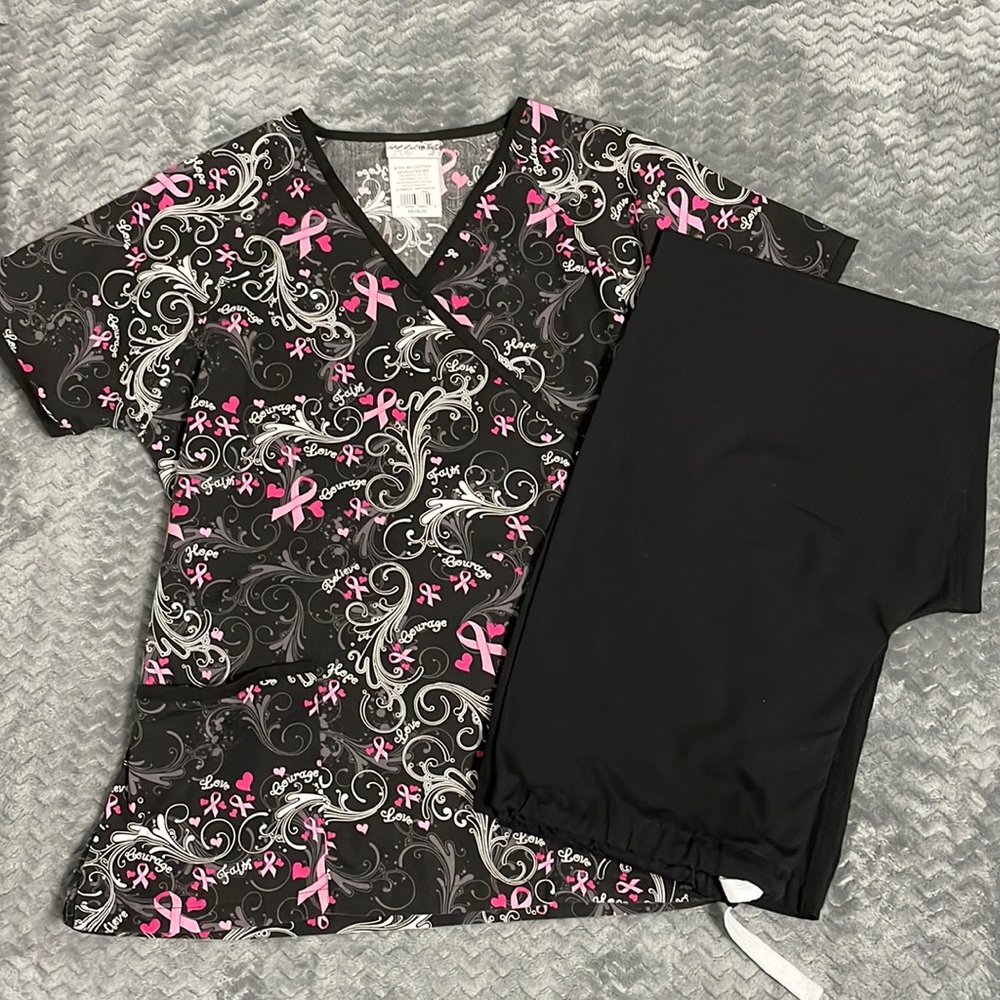 Medium Breast Cancer Awareness Top & Medium Black Bottoms